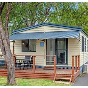 Superior 2 Bedroom Cabin Sleeps 4